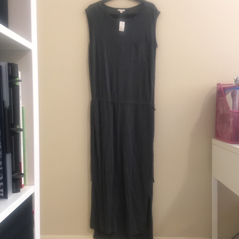 NWT Gap Dress in gray